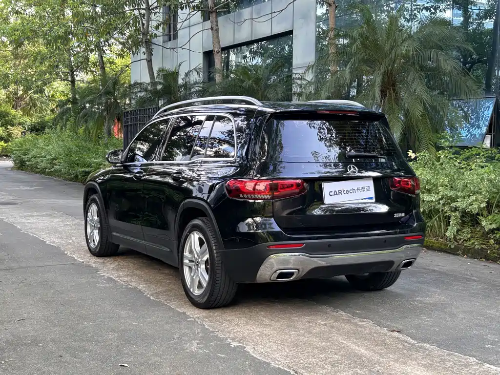 Mercedes-Benz GLB 2022