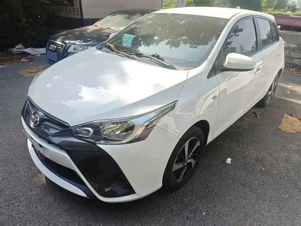 Toyota Yaris L 2019 — фото 2