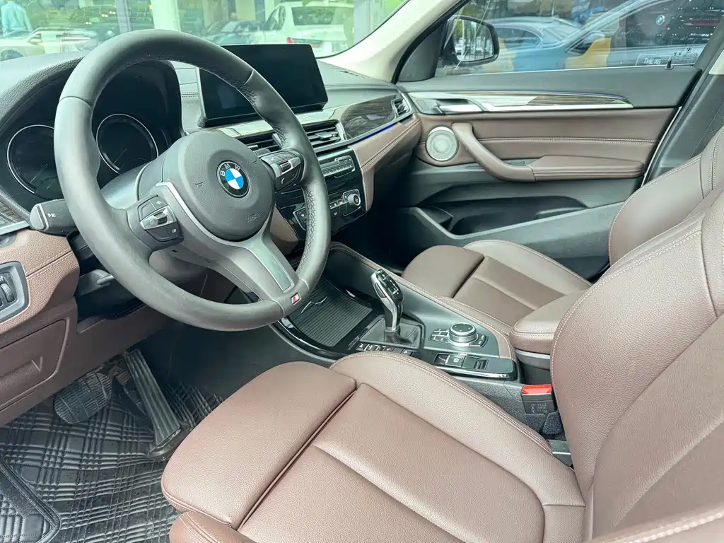 BMW X1 2022 — фото 16