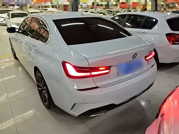 BMW 3 Series 2022