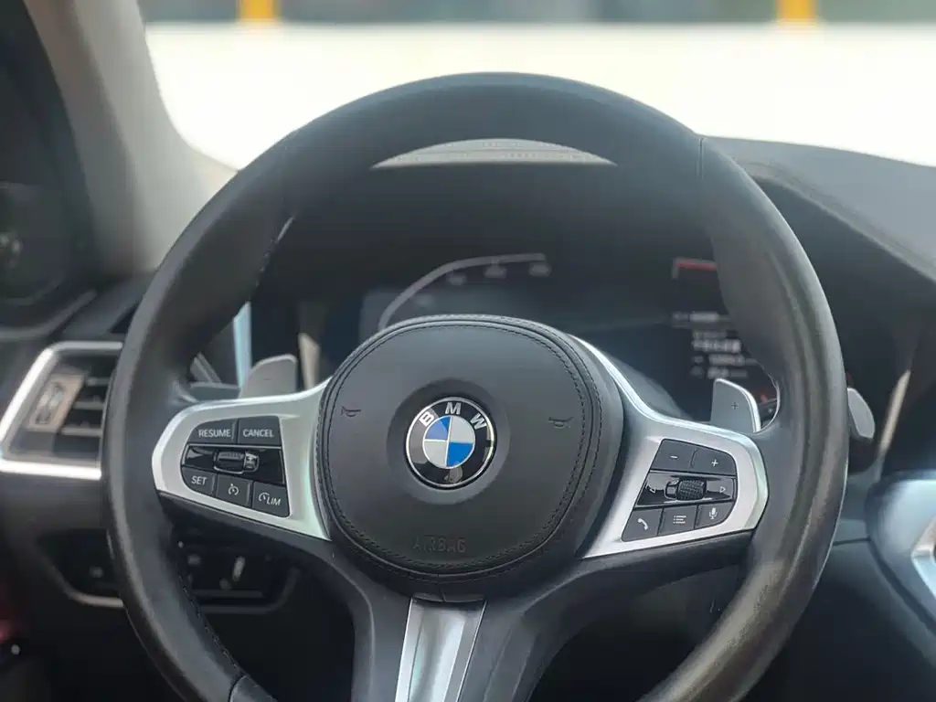BMW 3 Series 2021 — фото 11