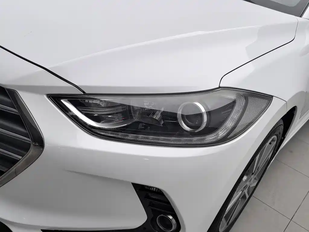 Hyundai Celesta 2016 — фото 7