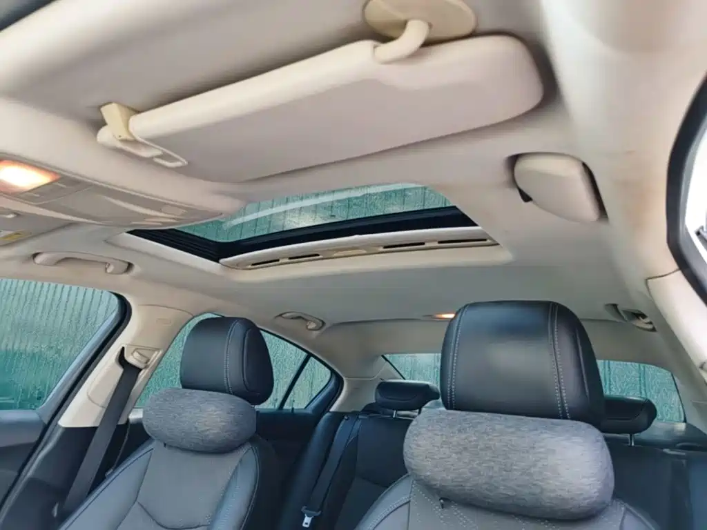 Chevrolet Cruze 2015 — фото 18