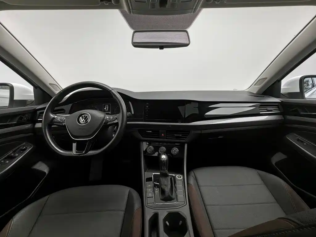 Volkswagen Bora 2021