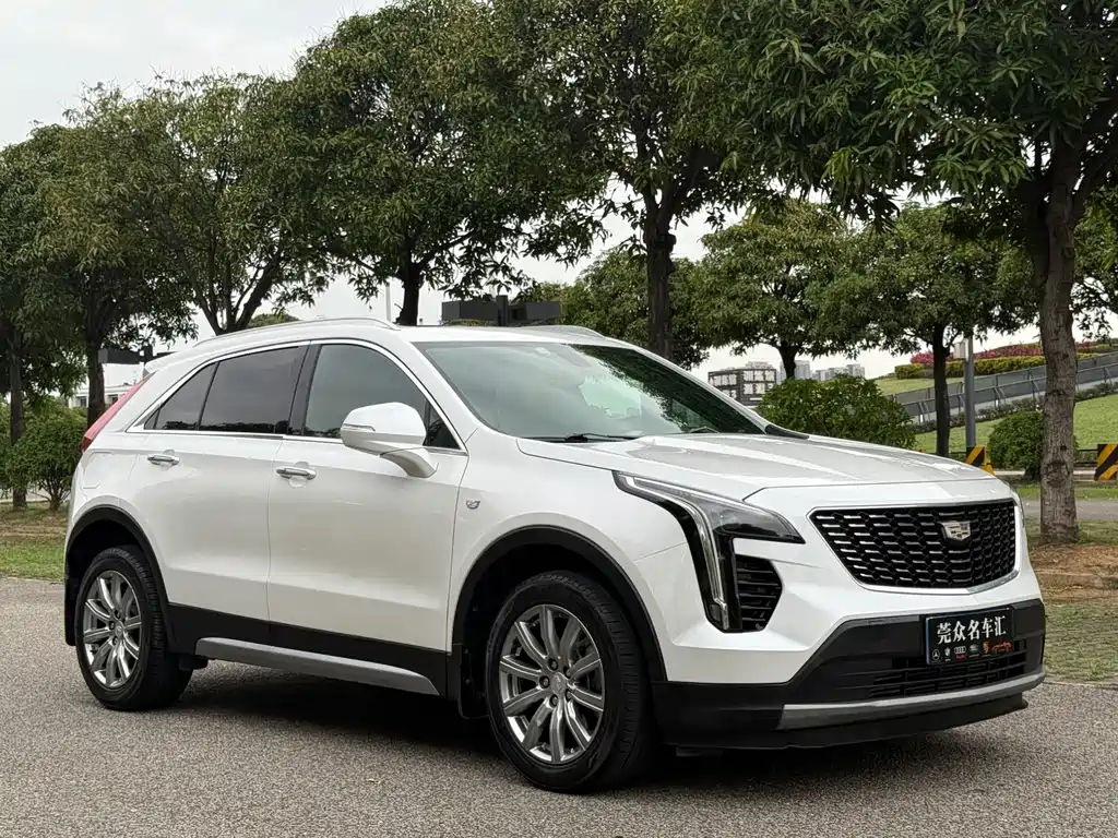 Cadillac XT4 2020 — фото 3