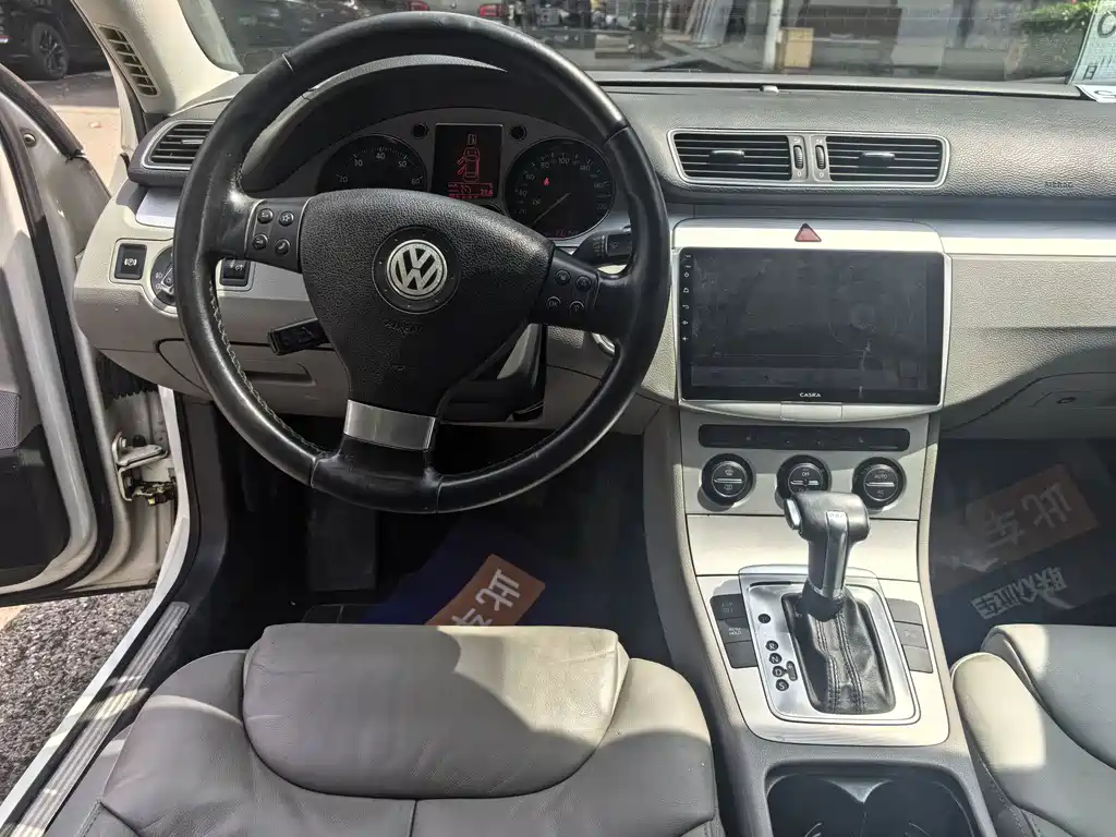 Volkswagen Magotan 2011