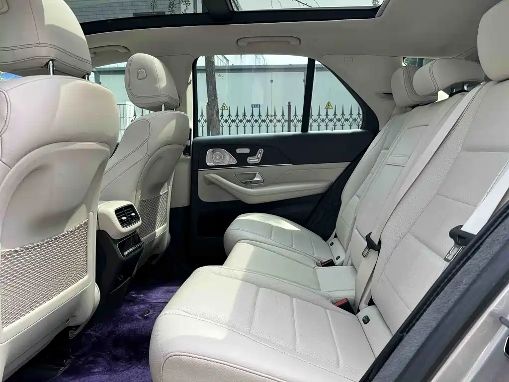 Mercedes-Benz GLE 2019 — фото 16
