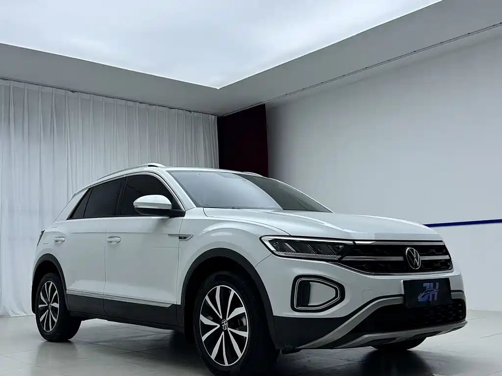 Volkswagen T-Roc 2024