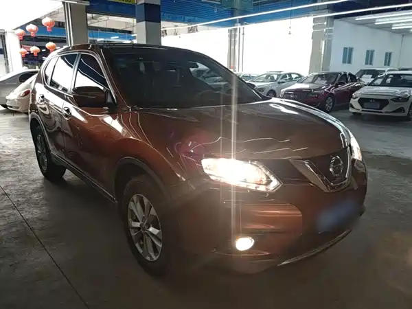 Nissan X-Trail 2015