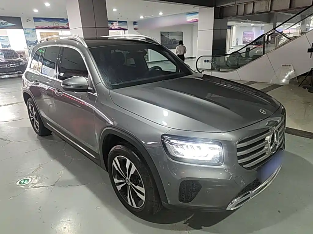 Mercedes-Benz GLB 2025