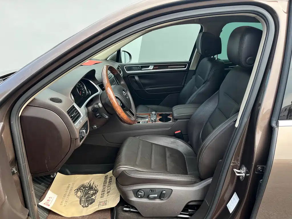Volkswagen Touareg 2012
