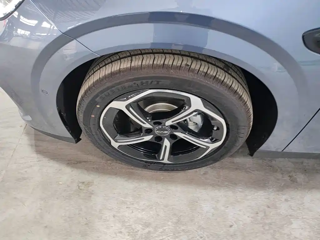 BYD Seal 06GT 2025 — фото 23