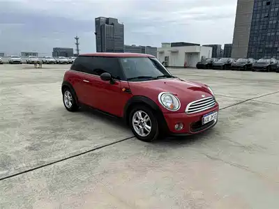 MINI MINI 2011