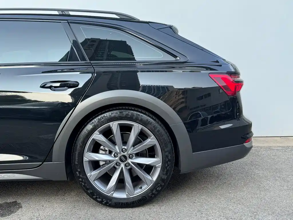 Audi A6 2025 — фото 15