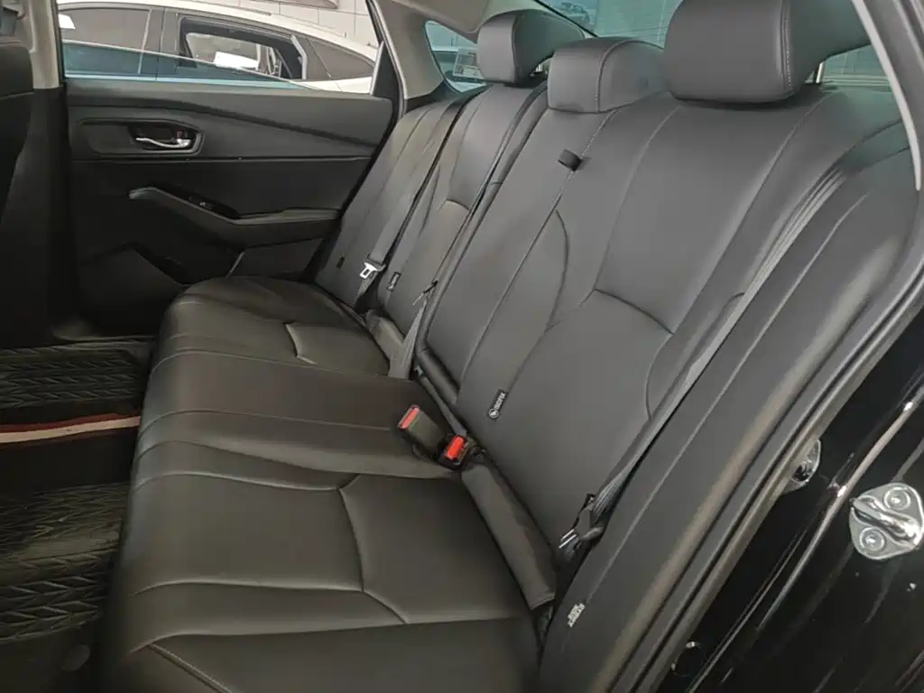 Honda Inspire 2025 — фото 17