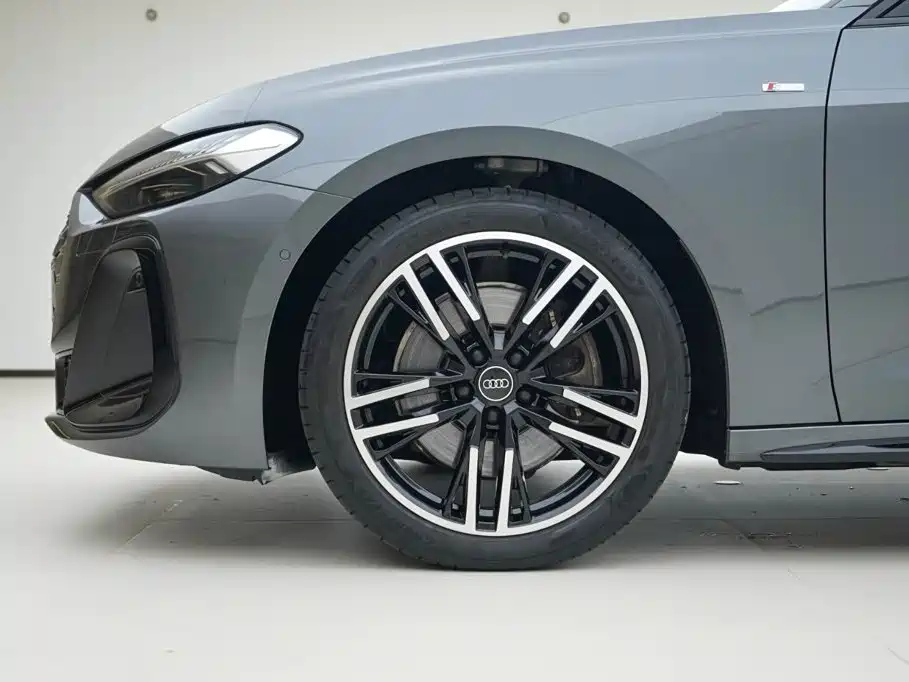 Audi A5L 2025 — фото 15