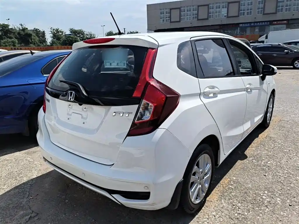 Honda Fit 2019 — фото 8