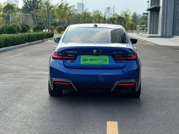 BMW i3 2024