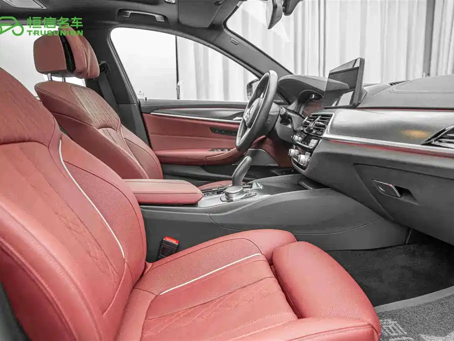 BMW 5 Series New Energy 2021 — фото 15