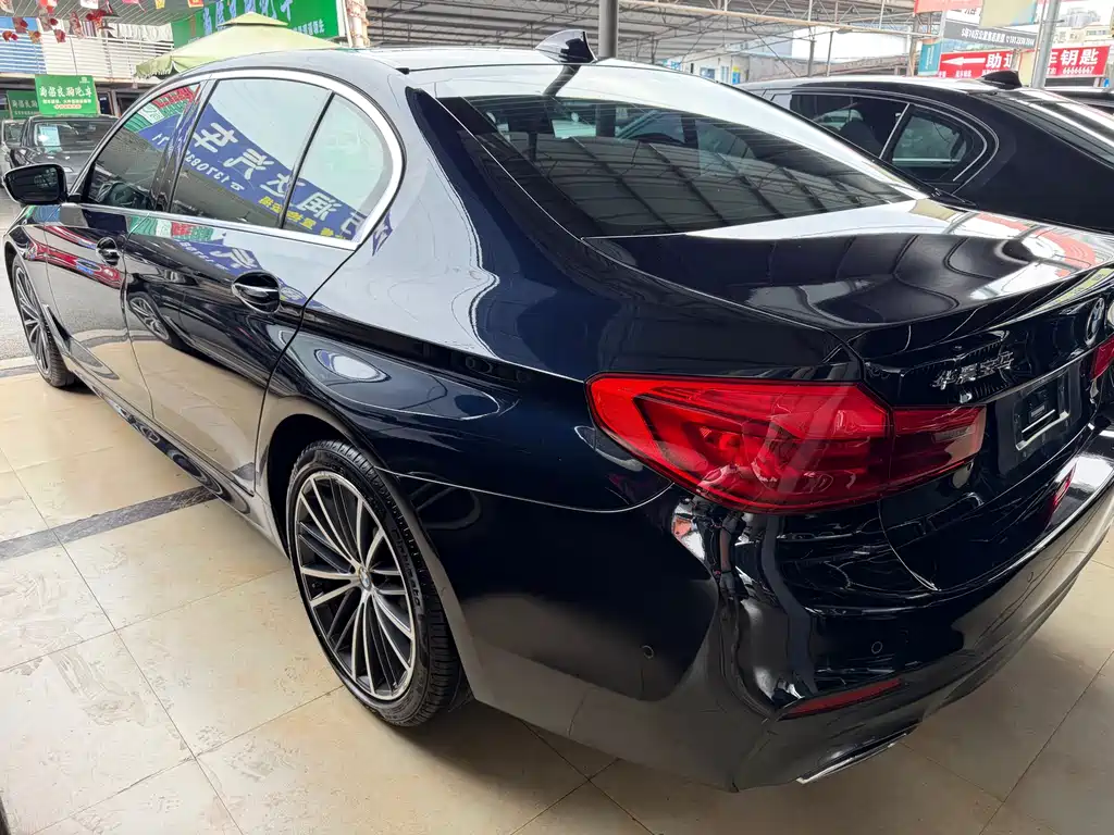 BMW 5 Series 2020