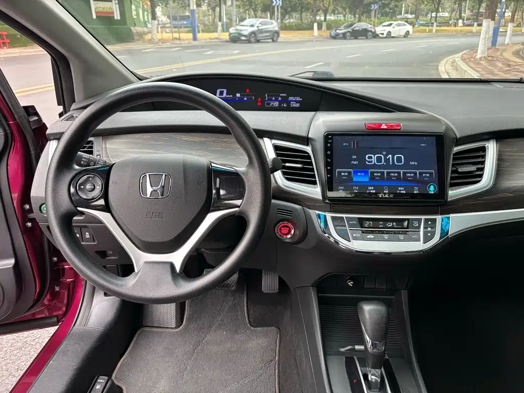 Honda Jade 2019 — фото 14