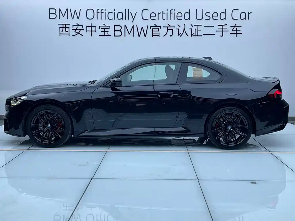 BMW M2 2025 — фото 3