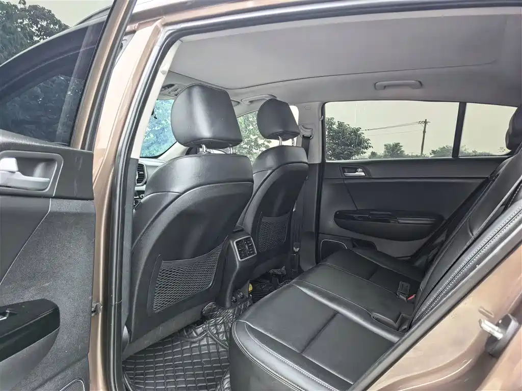Kia KX5 2016 — фото 10