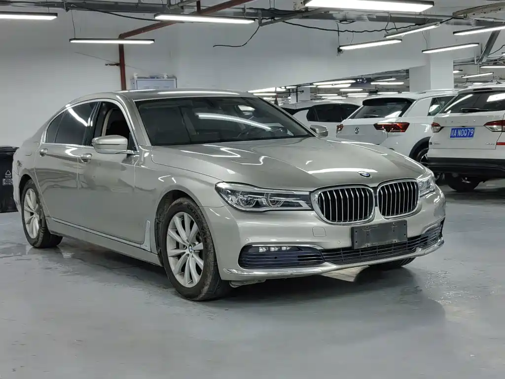 BMW 7 Series 2016 — фото 3
