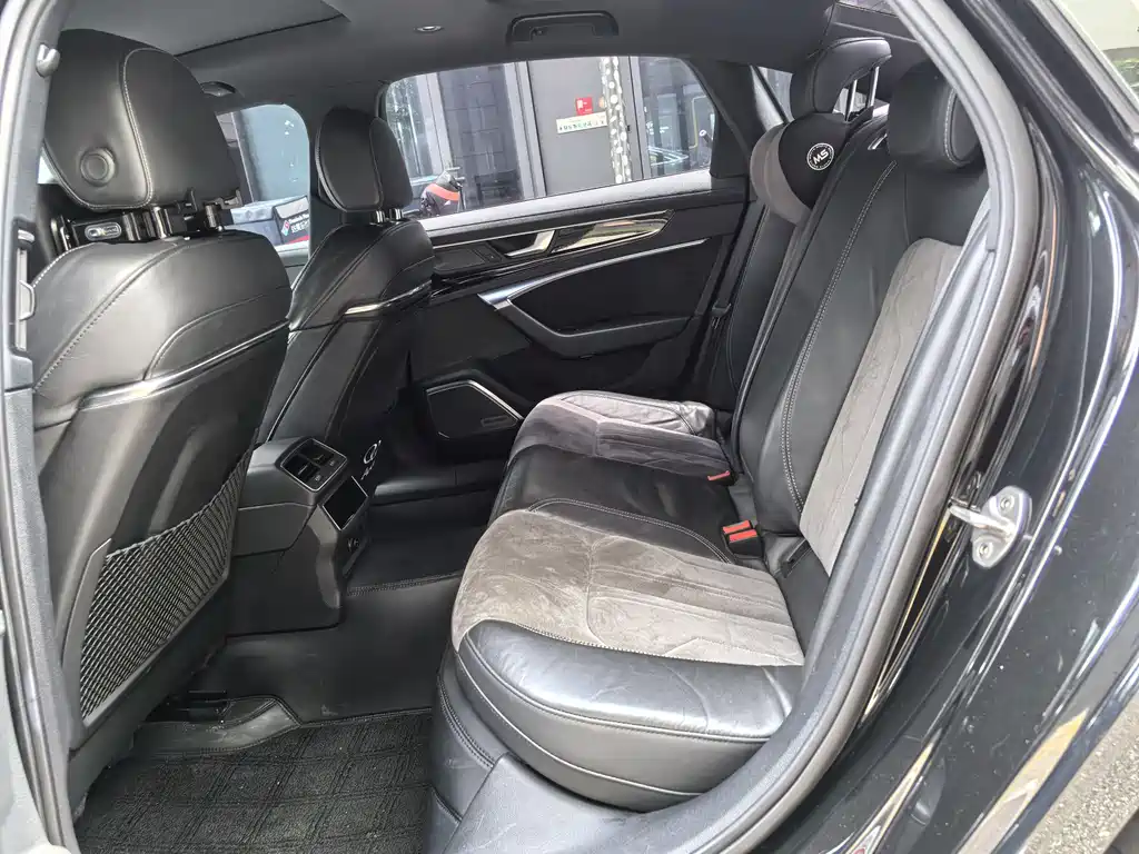 Audi A6L 2020