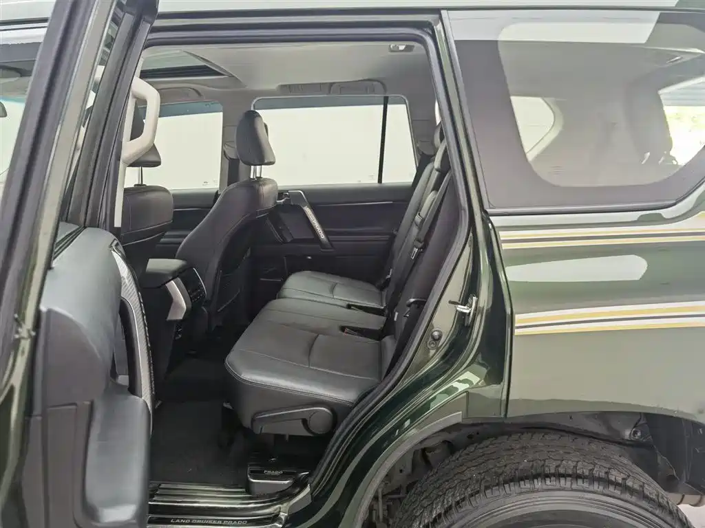 Toyota Prado 2018 — фото 15