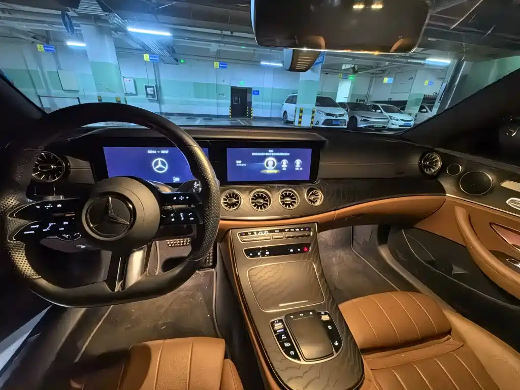 Mercedes-Benz E-Class 2021