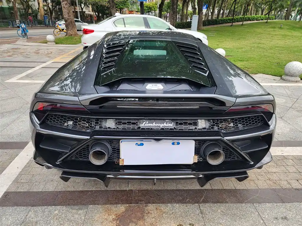 Lamborghini Huracán 2022
