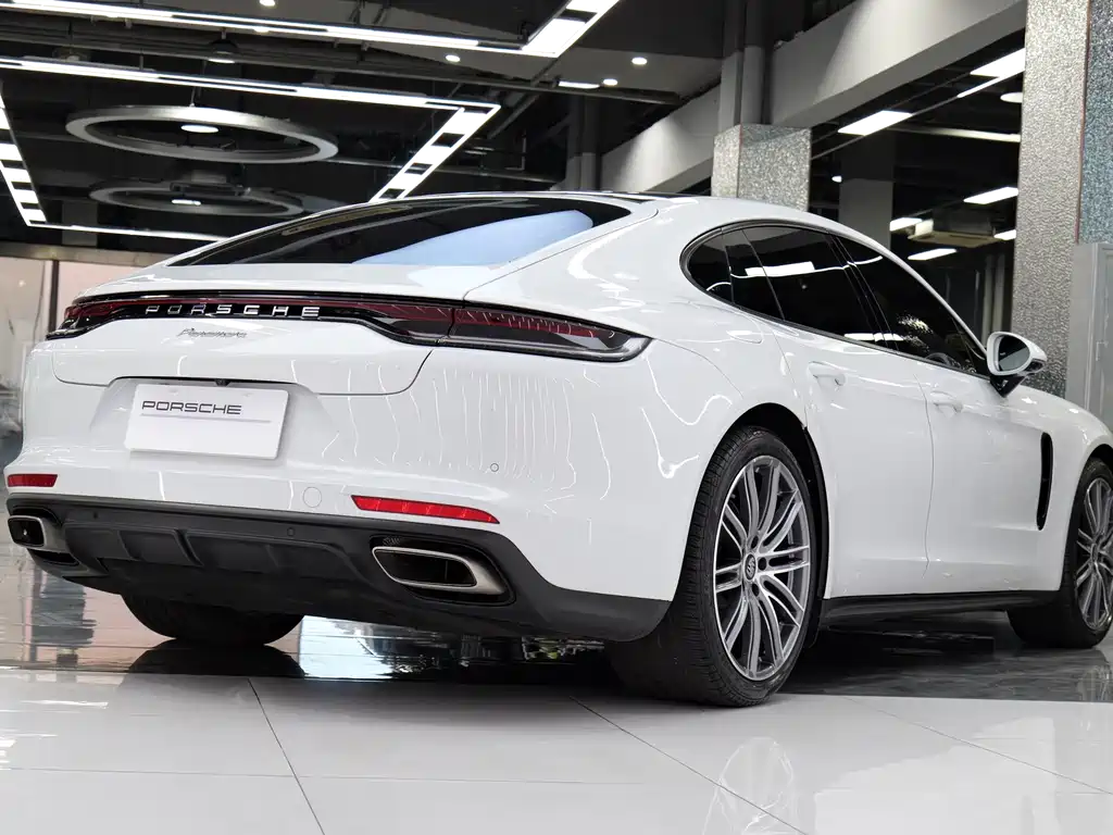 Porsche Panamera 2021 — фото 13