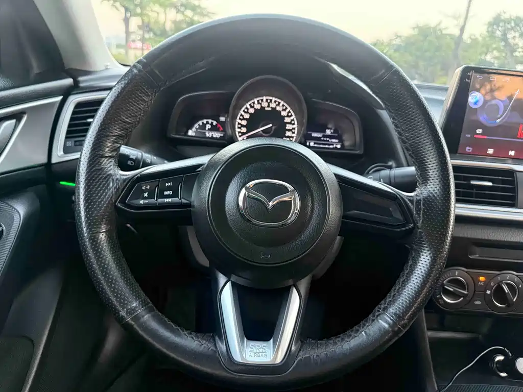Mazda 3 Angkesela 2019 — фото 13