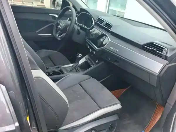 Audi Q3 2022