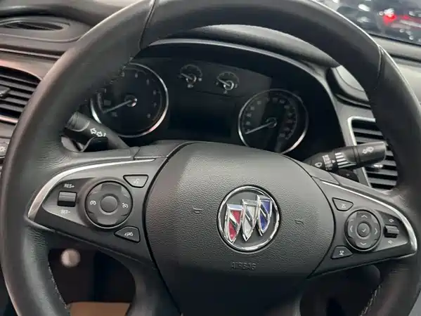 Buick LaCrosse 2022