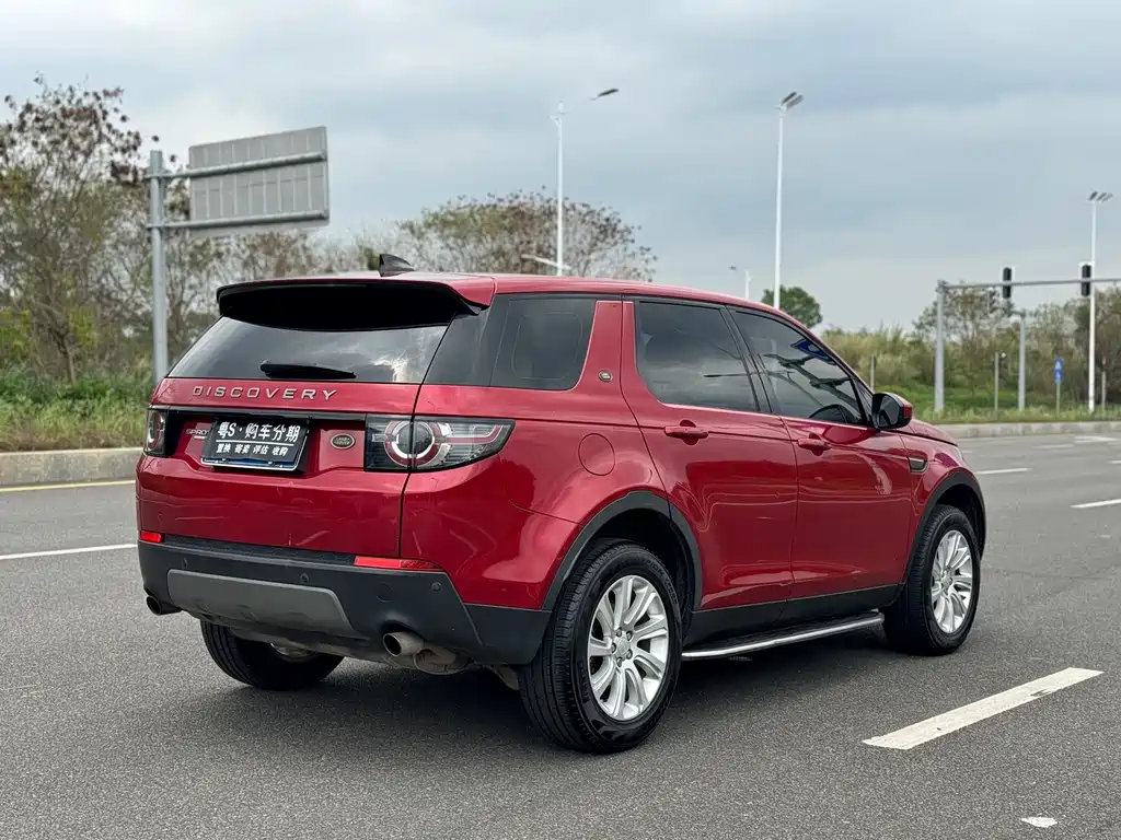 Land Rover Discovery Sport 2017 — фото 22