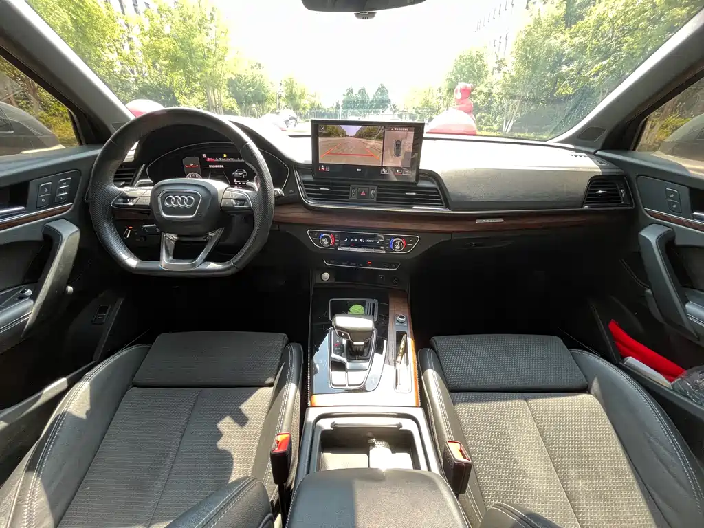 Audi Q5L Sportback 2022 — фото 9