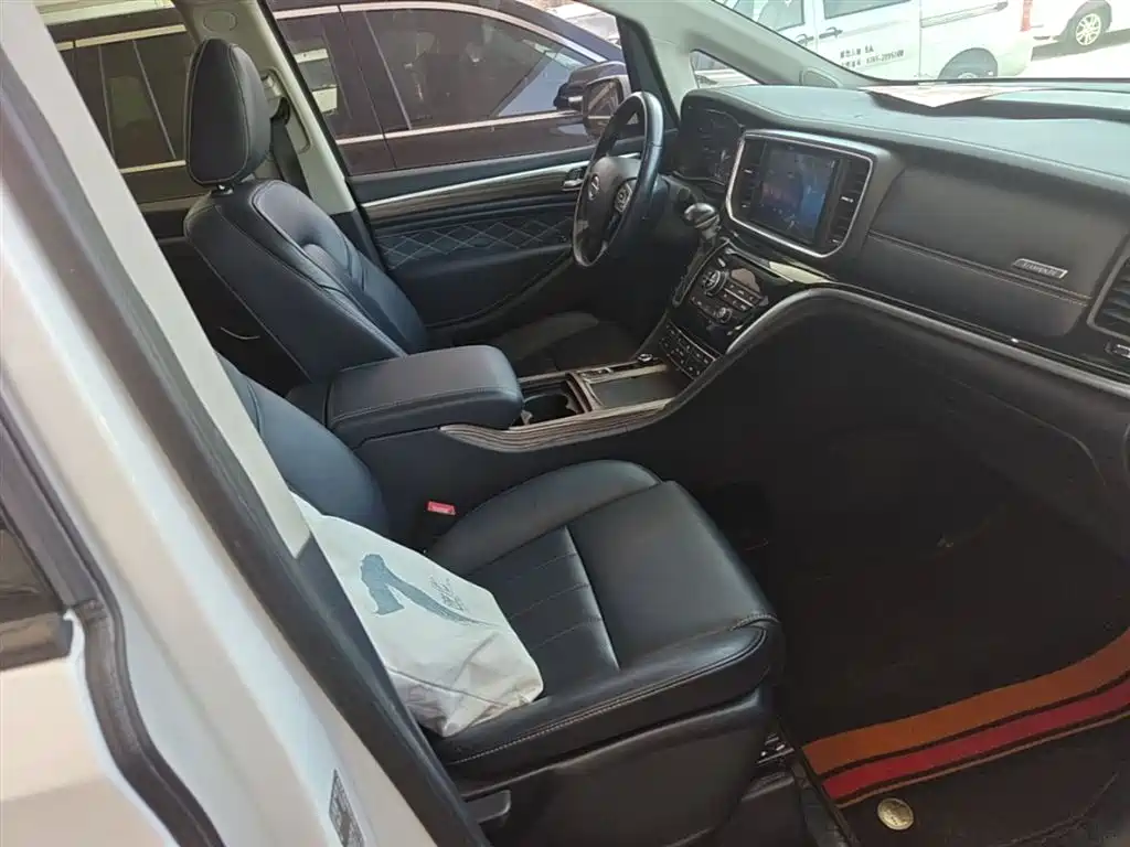 GAC Motor Trumpchi M8 2019 — фото 25