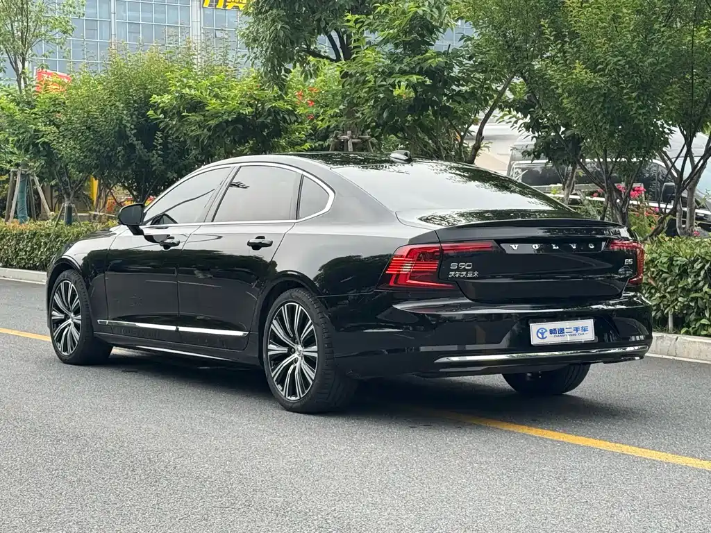 Volvo S90 2024 — фото 19