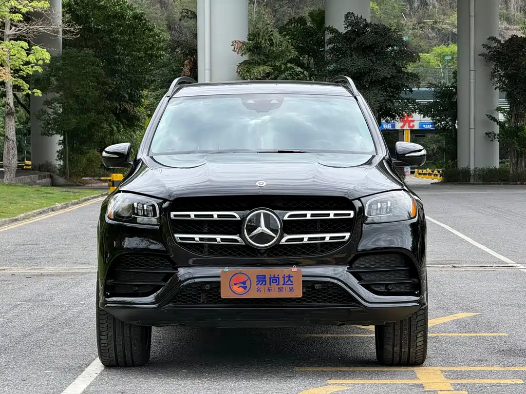 Mercedes-Benz GLS 2024 — фото 1