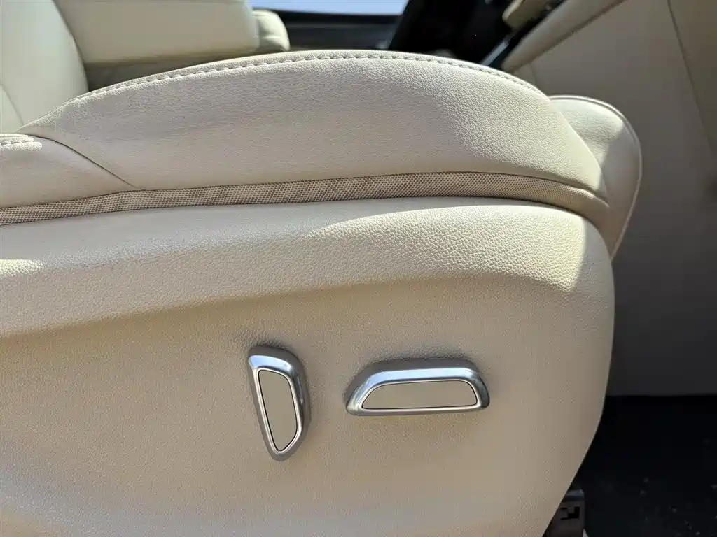 Buick GL8 Hybrid 2025 — фото 18