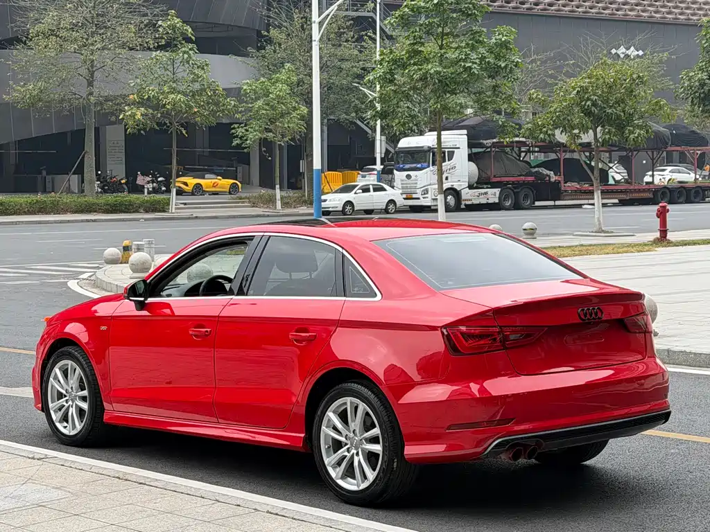 Audi A3 2014 — фото 4
