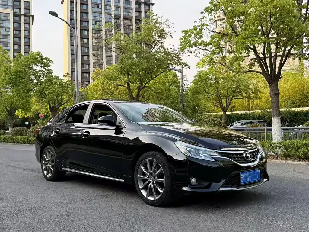 Toyota Reiz 2017