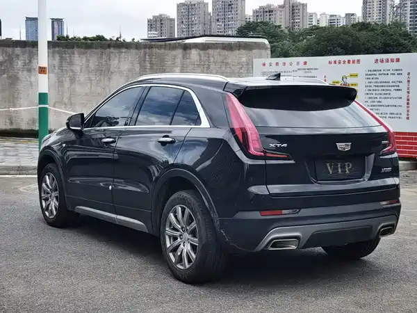 Cadillac XT4 2021