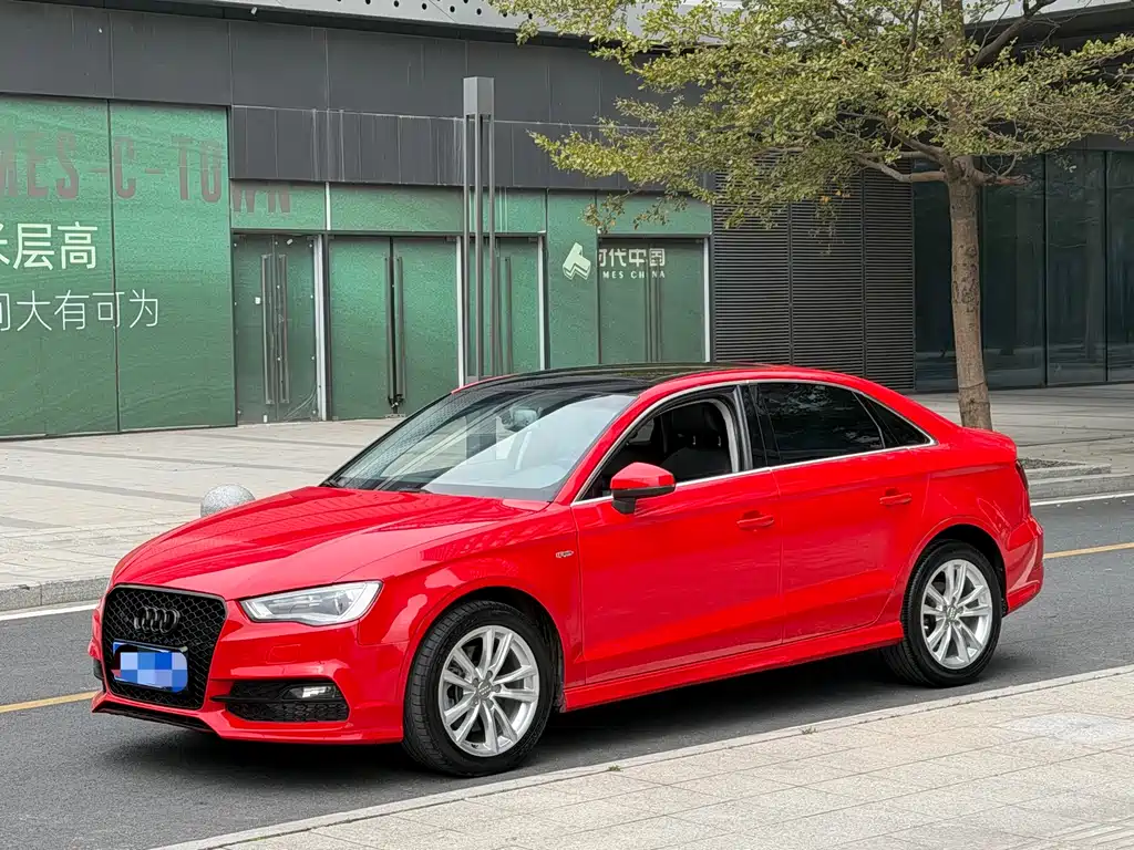 Audi A3 2014 — фото 1