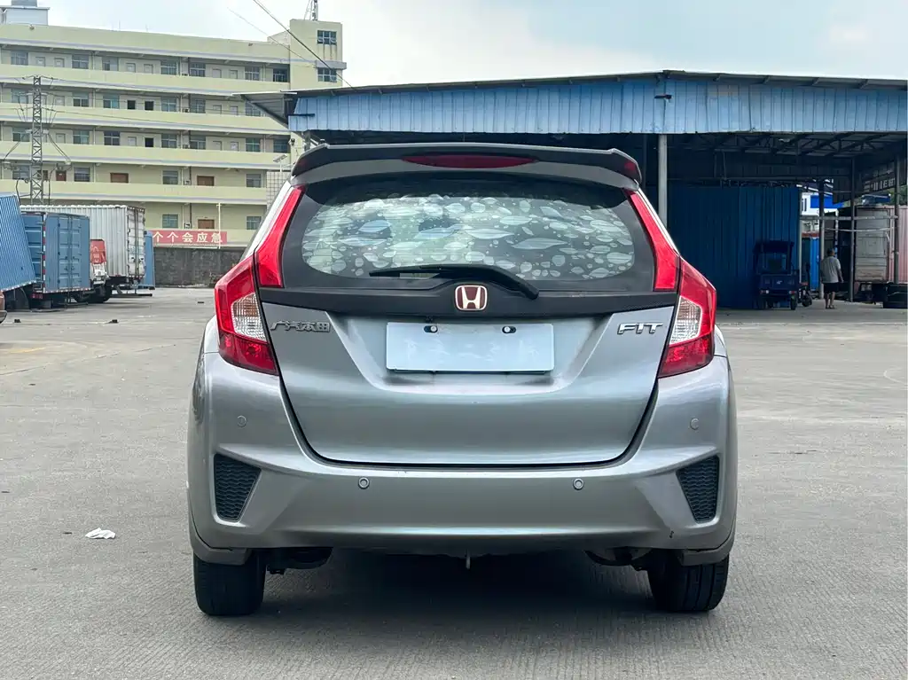 Honda Fit 2015 — фото 9