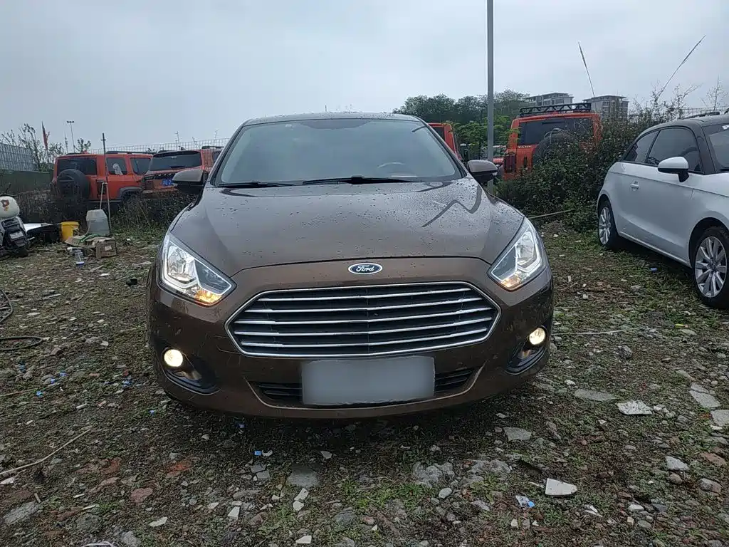 Ford Forrest 2017