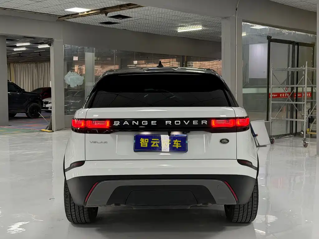 Land Rover Velar 2020 — фото 8