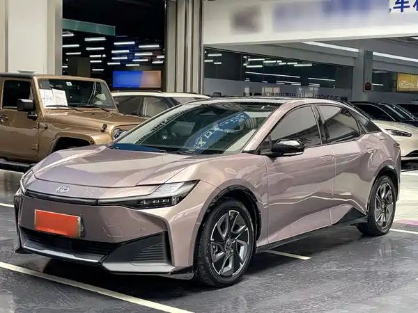 Toyota bZ3 2023